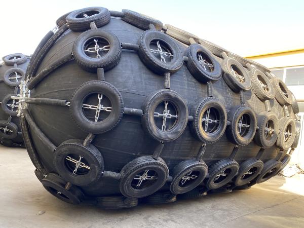 Buy cheap Cylinder Ship Rubber Fender High Pressure And Cylinder Design from wholesalers