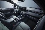 Compact Toyota Petrol Car SUV Toyota RVA4 Car 5 Seating Capacity