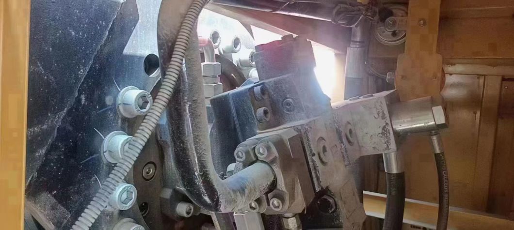 19 Years Maximum Lifting 200 Tons Main Boom 72 Meters Crawler Crane