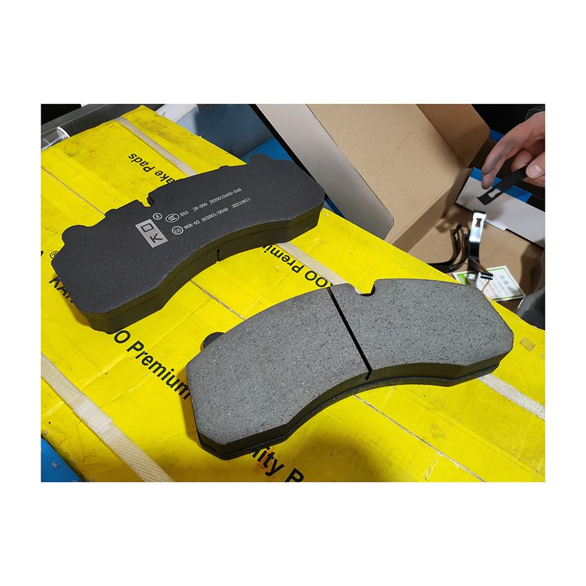 29087 Air Truck Brake Pads for Volvo/Daf/Renault/Ror/Meritor Truck Parts 2005-2010 Year