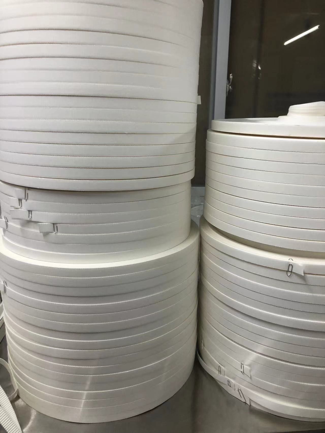 Circular Breathing Filter With Hme Filter Paper Hme Wave Paper