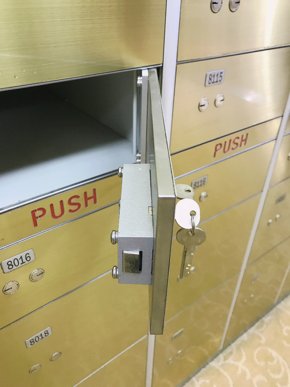 Height 514mm Width 271mm Safe Locker Box With Engraving Numbers