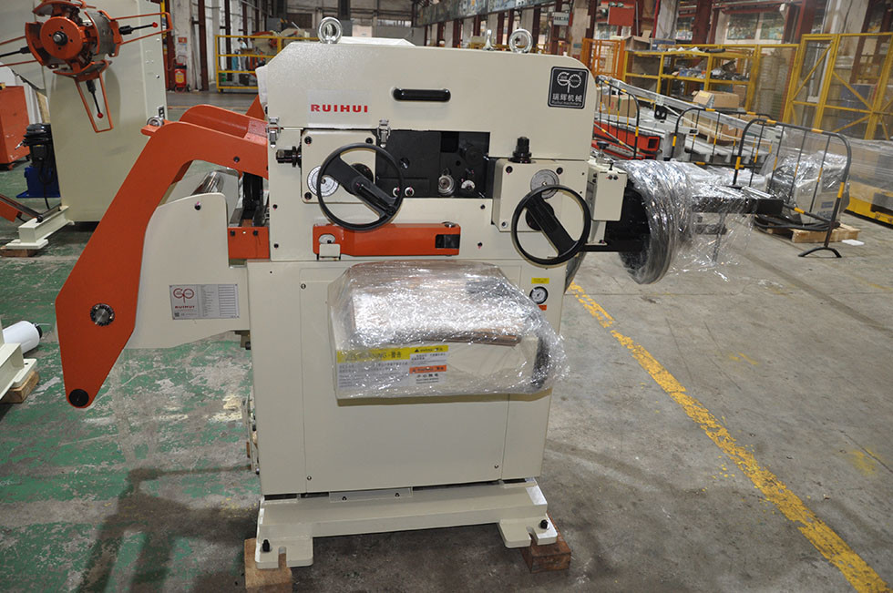 Coil Line Equipment Long Bar Hydrauilc Straightener Feeder Machine Stamping Automated Processing Equipment