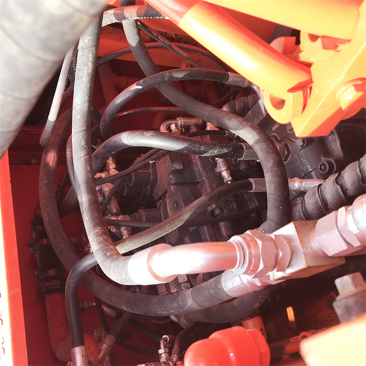 Used Doosan DX140 LC 7 14 Ton Earth-Moving Machinery in Good Condition Made in Korea