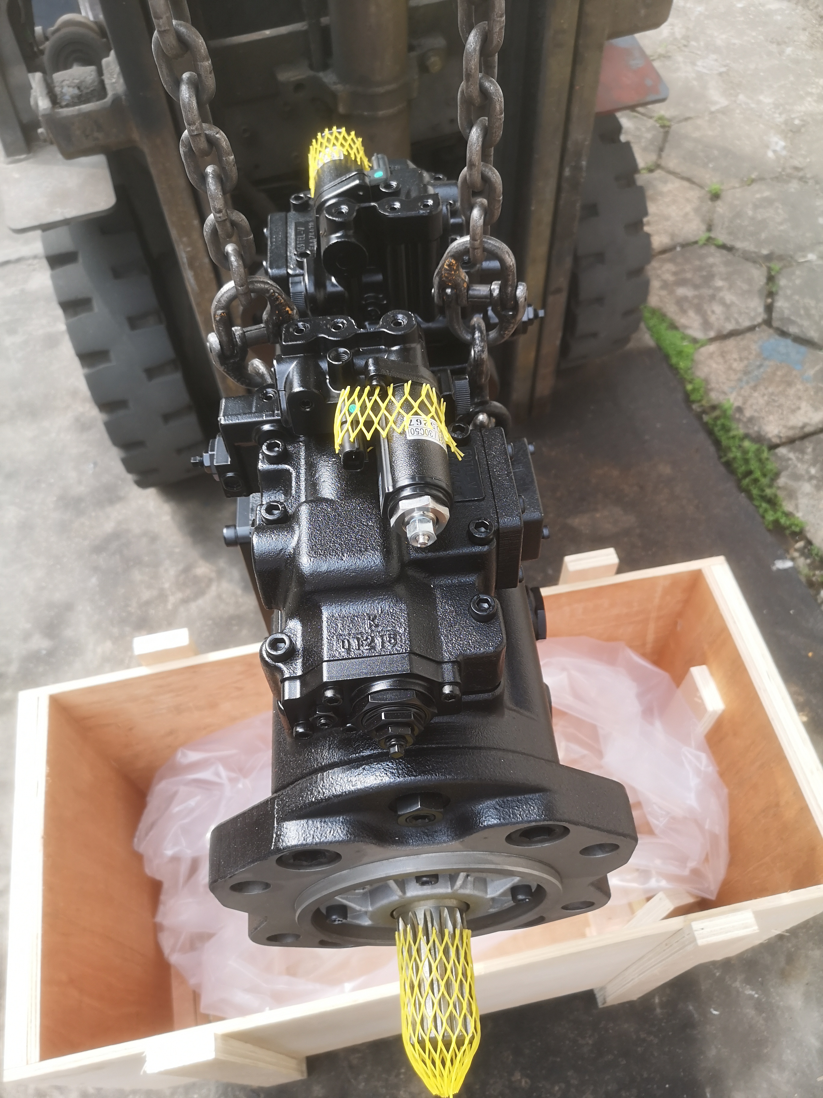 EC700 Excavator Hydraulic Parts Main Pump Kawasaki K3V280DTH1GZR-ZN54-AVB