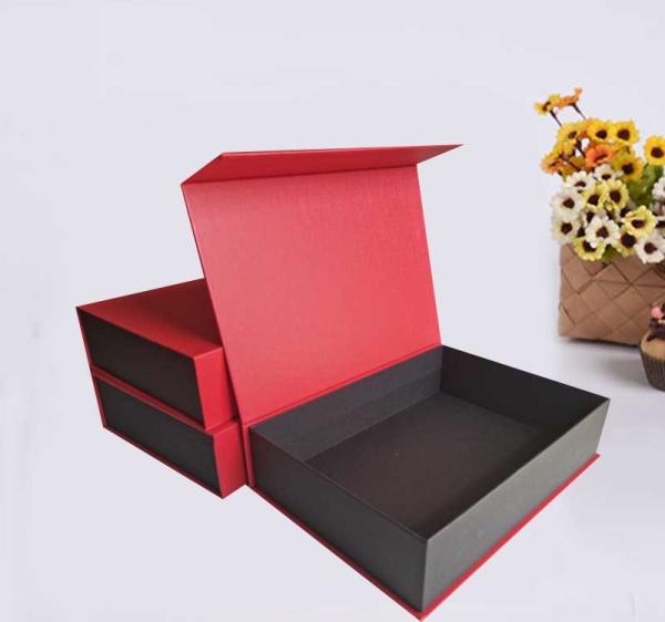 Buy cheap Rigid Recycled Magnetic Closure Gift Boxes , Collapsible Personalised Gift Packaging from wholesalers