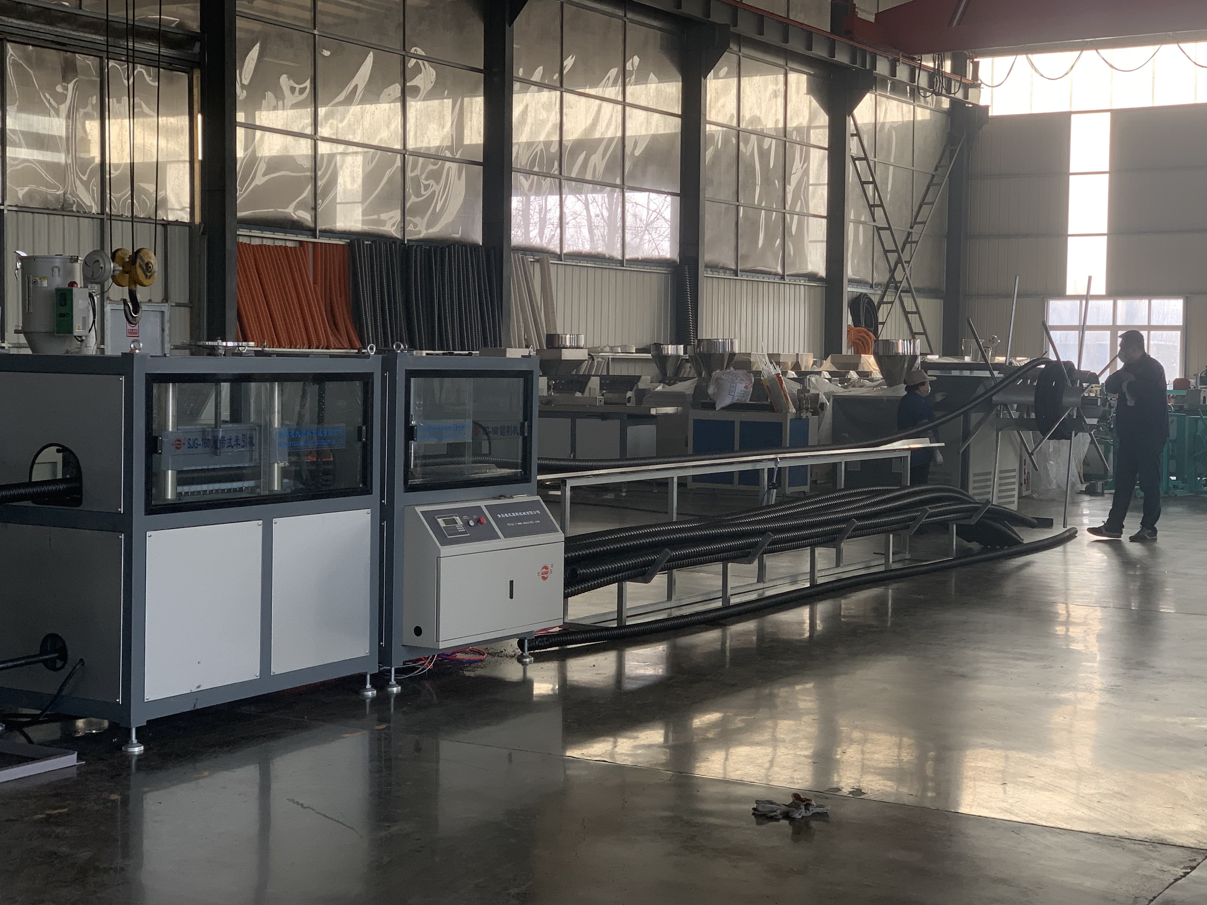 Durable Carbon Spiral Corrugated Pipe Production Line with Winding Machine 100m/roll and 37-55kw Motor Power