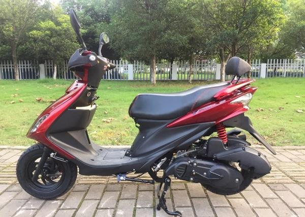 Buy cheap High Max Speed 4 Stroke Gas Scooter 130 Mm Ground Clearance Long Life from wholesalers