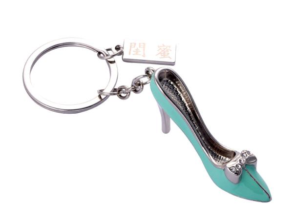 Buy cheap Metal Keychain With Durable Oil Filled Logo Cute Design For Souvenirs And Gifts from wholesalers