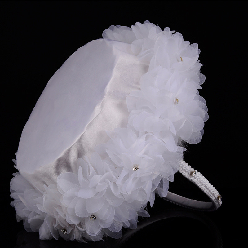 Wedding basket ostrich feather hand-woven floral basket wedding bridesmaids scatter floral basket wedding accessories