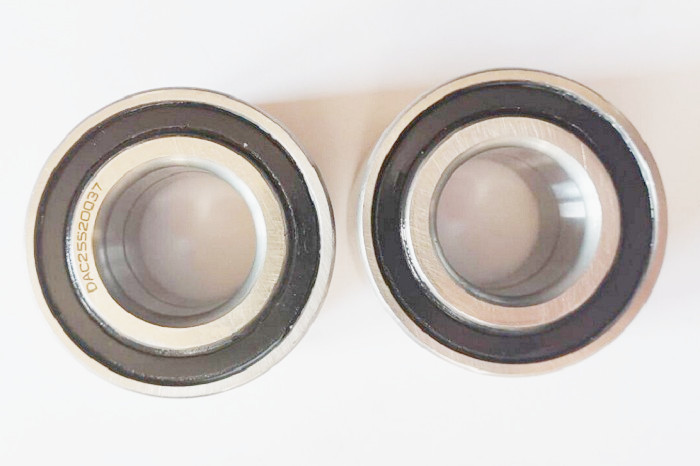 DAC438245 Hub Wheel Bearing For Toyota Matrix Wheel Hub