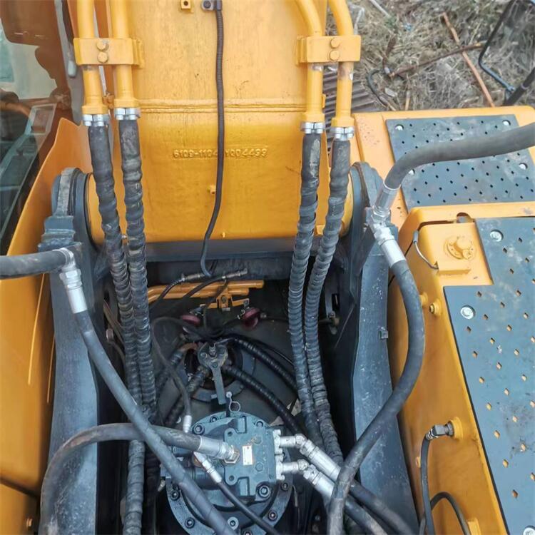 33000 KG Machine Weight Used Hyundai 330 Excavator for Your Construction Projects