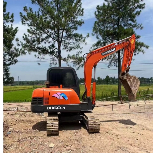 DH60-7 Doosan Mini Excavator With 0.2m3 Bucket Capacity 5550KG