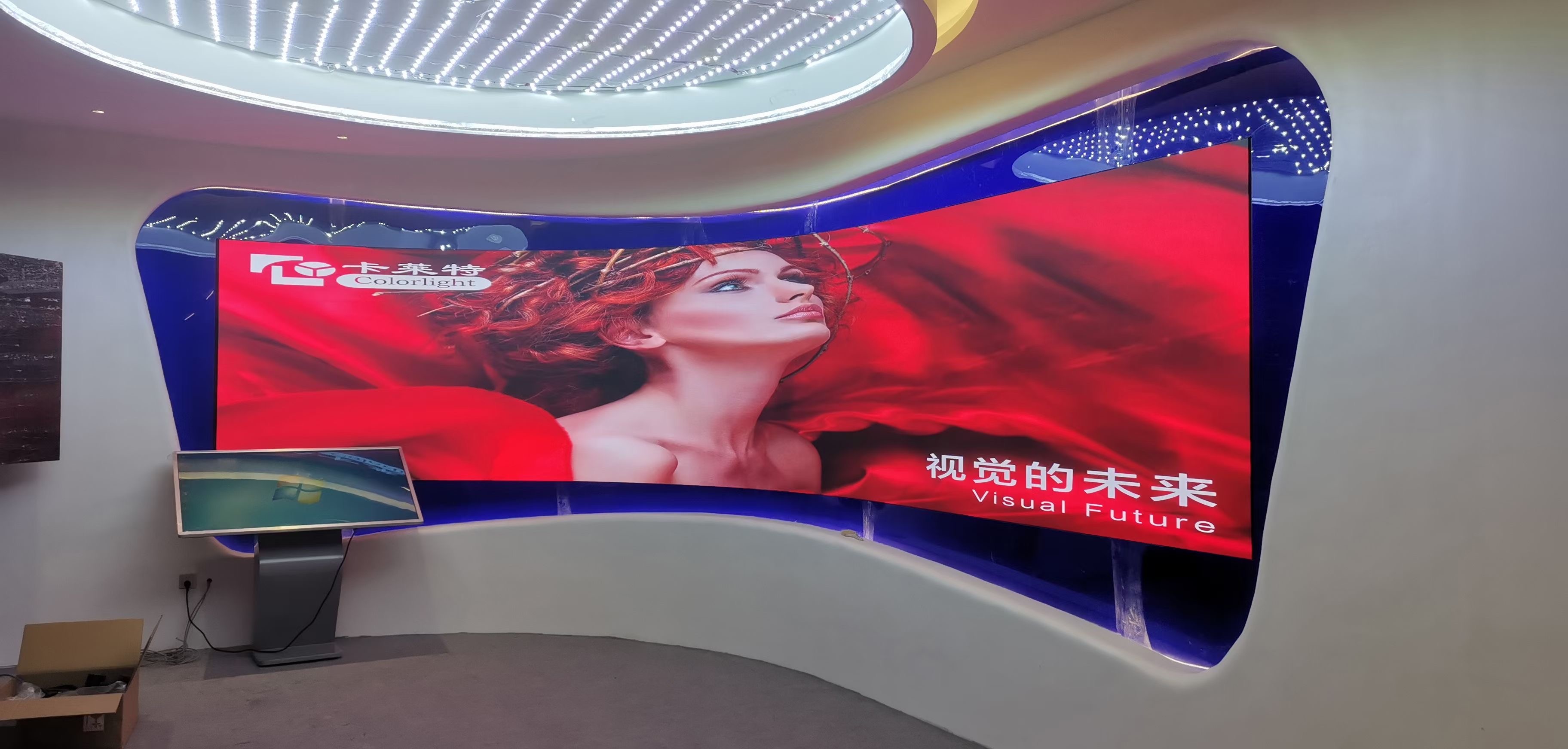 Soft Indoor LED Display Screen P1.5 Fixed Front Service LED Screen Module 1000 Nits