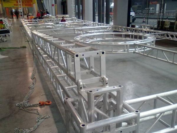 Quality Square Aluminum Performance Stage Lighting Truss 300 X 300mm for sale