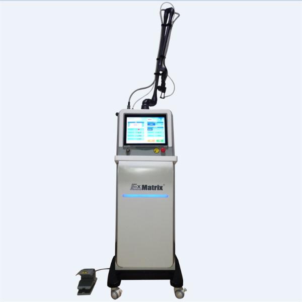 Buy cheap Acne Treatment Fractional CO2 Laser Equipment Anti Aging 10.6μm Wavelength from wholesalers