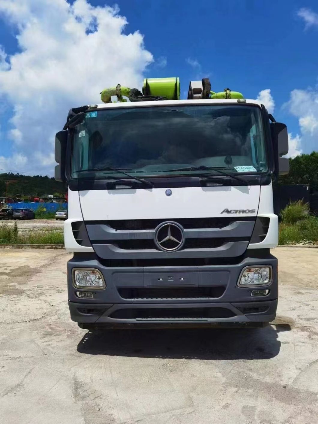 2019 Zoomlion 56m Concrete Pump Beton Pump for Concrete Mixer on Benz Chassis