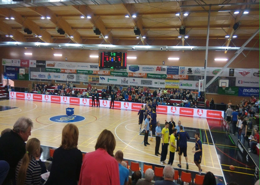 Basketball Court Led Perimeter Advertising Boards Indoor 6mm Flicker Free
