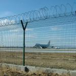 Galvanized Airport Perimeter Fence 50*100mm 50*150mm Hole Y Post Fence