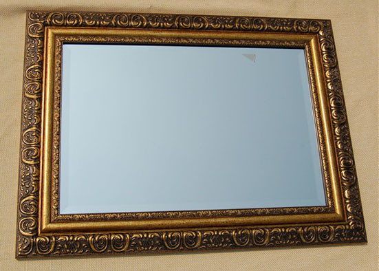Custom Framed Bathroom Mirrors 3-6mm Thickness For Decorating Hotel / Restaurants