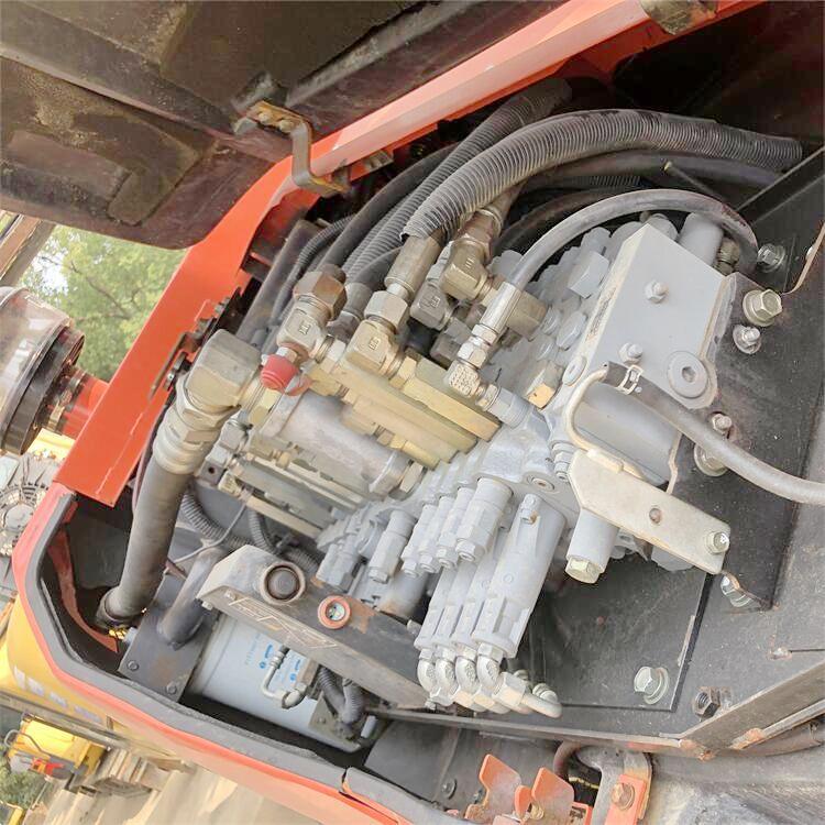 KX185 8 Ton Kubota Mini Excavator with 0.35 m3 Bucket Capacity and 1800 Working Hours