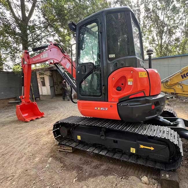 0.19m3 Bucket Capacity Compact Used Excavator Kubota KX163 Crawler Excavator 0.56tons