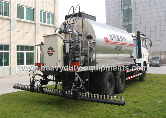 Truck Mounted Type Liquid Asphalt Tanker With Pump Output 5 Ton / H