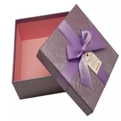 two pieces gift packaging box luxury lid and base gift box with ribbon and bowknot