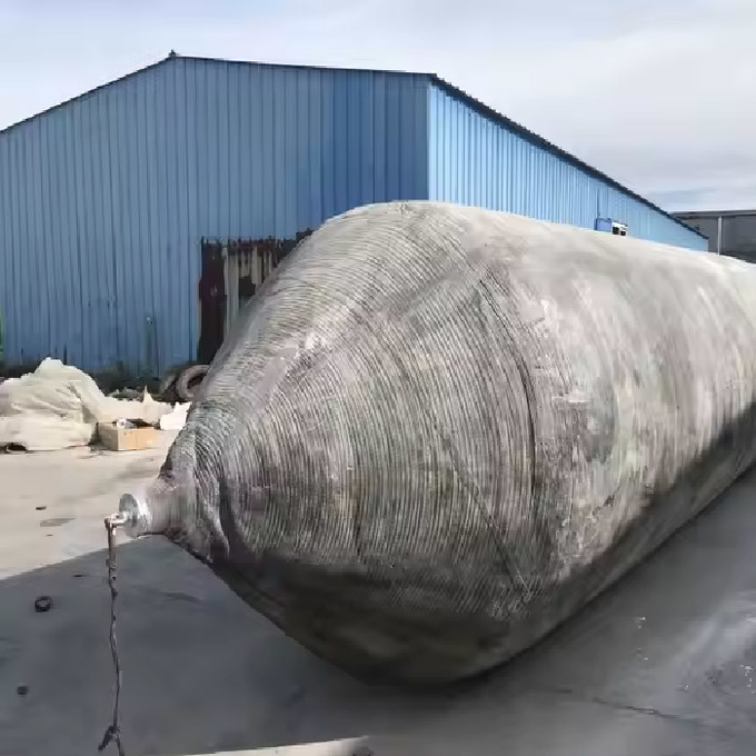 Marine Rubber Airbag Lifting Airbag Salvage Rubber Airbags For Vessel Relocation