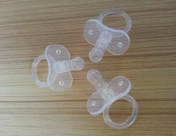 Buy cheap Bpa free baby soother pacifier with cover (Silicone Teat) from wholesalers