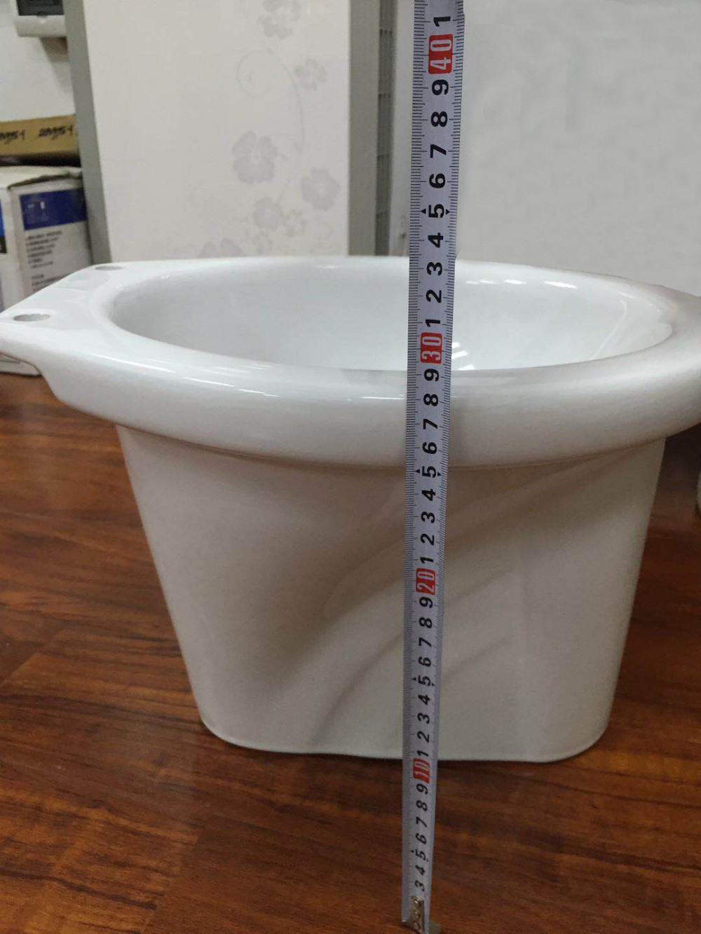 P Trap Right Hand Flush Toilet Gravity Flushing 395x285mm