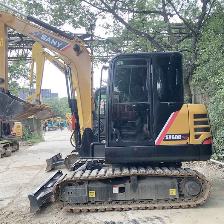 ISUZU Engine Used SANY Mini Excavator 6 Ton SY60C Small Digger Excavator for Projects