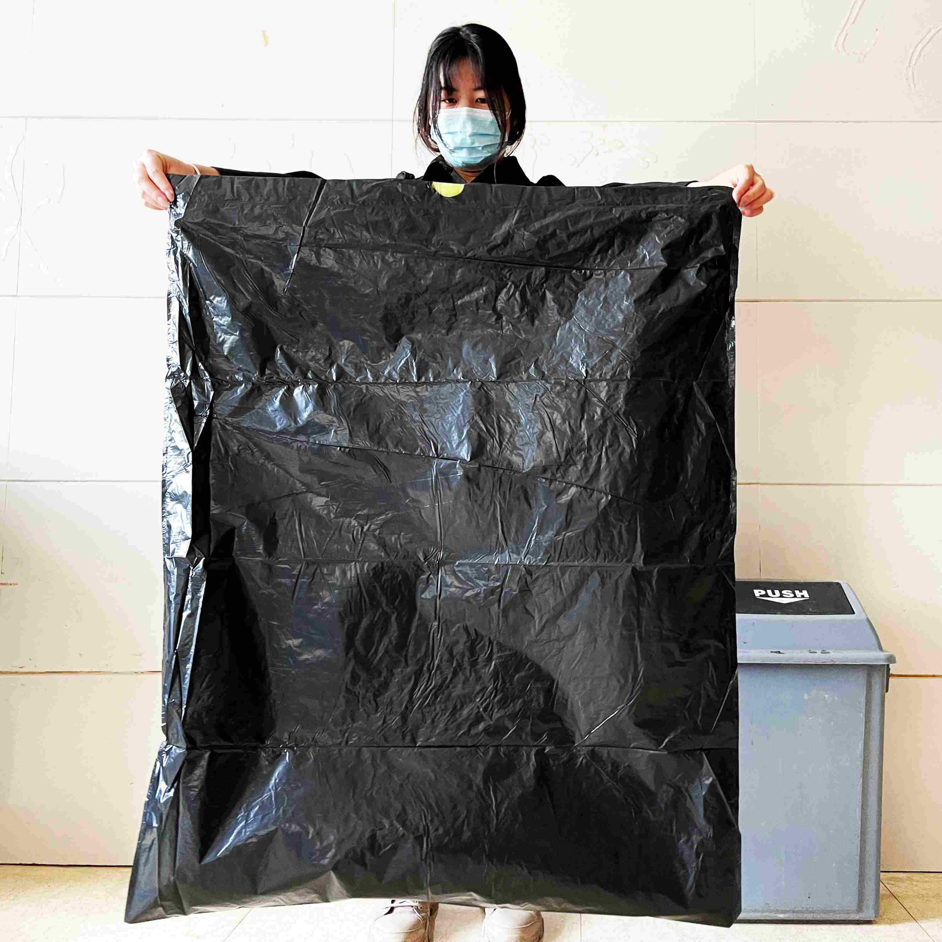 Embossing Surface Handling LDPE Black Star Seal Big Garbage Bags for Your Business