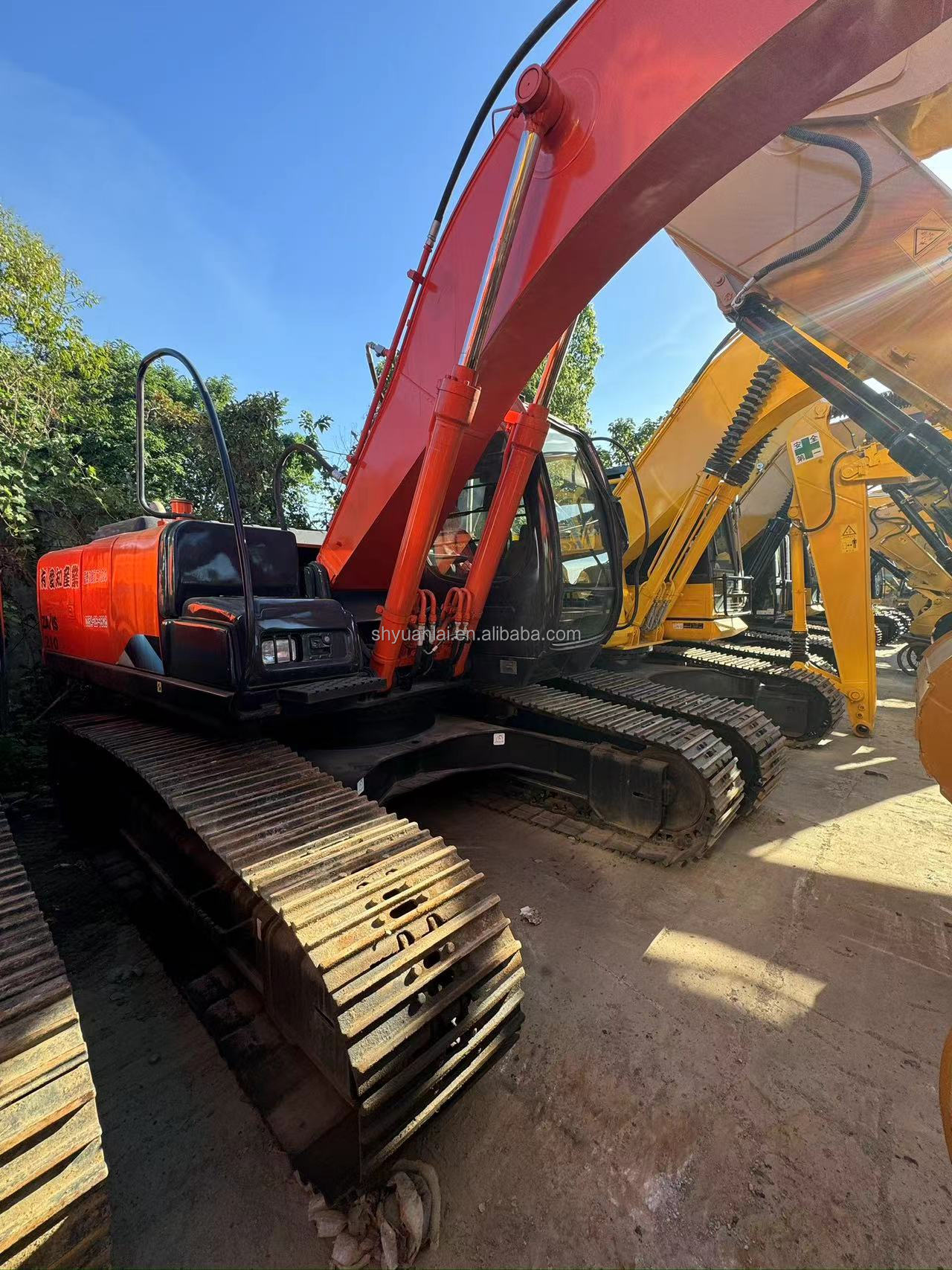 High Precision and Sturdy Arms Original Hydraulic Cylinder Hitachi Excavator ZX210