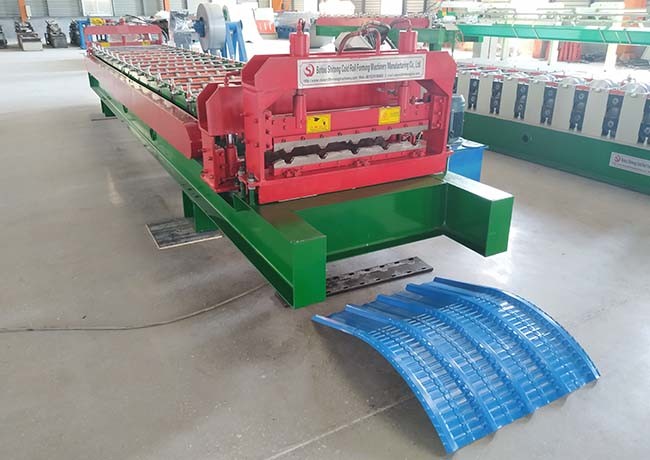 High Strength Sheet Metal Roll Forming Machines Customized Design For Construction