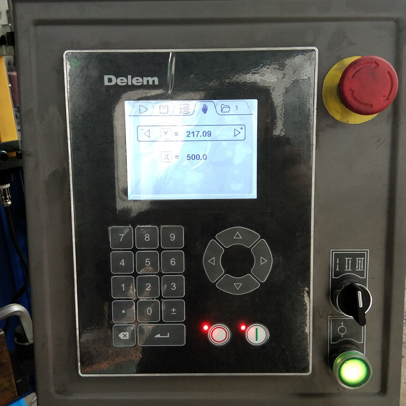 800KN 2050mm Plate Used Hydraulic Press Brake , DA41S Small Hydraulic Press Machine
