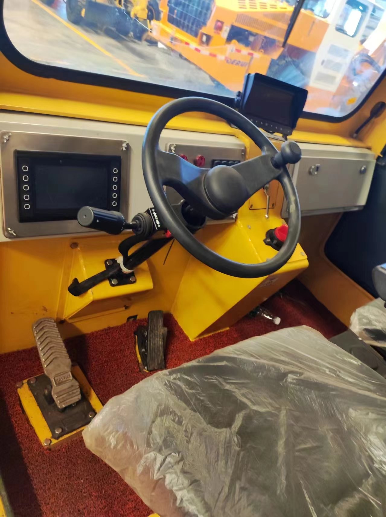 Mine Usage Explosive Transport Vehicles Diesel Engine explosive equipment transport vehicle