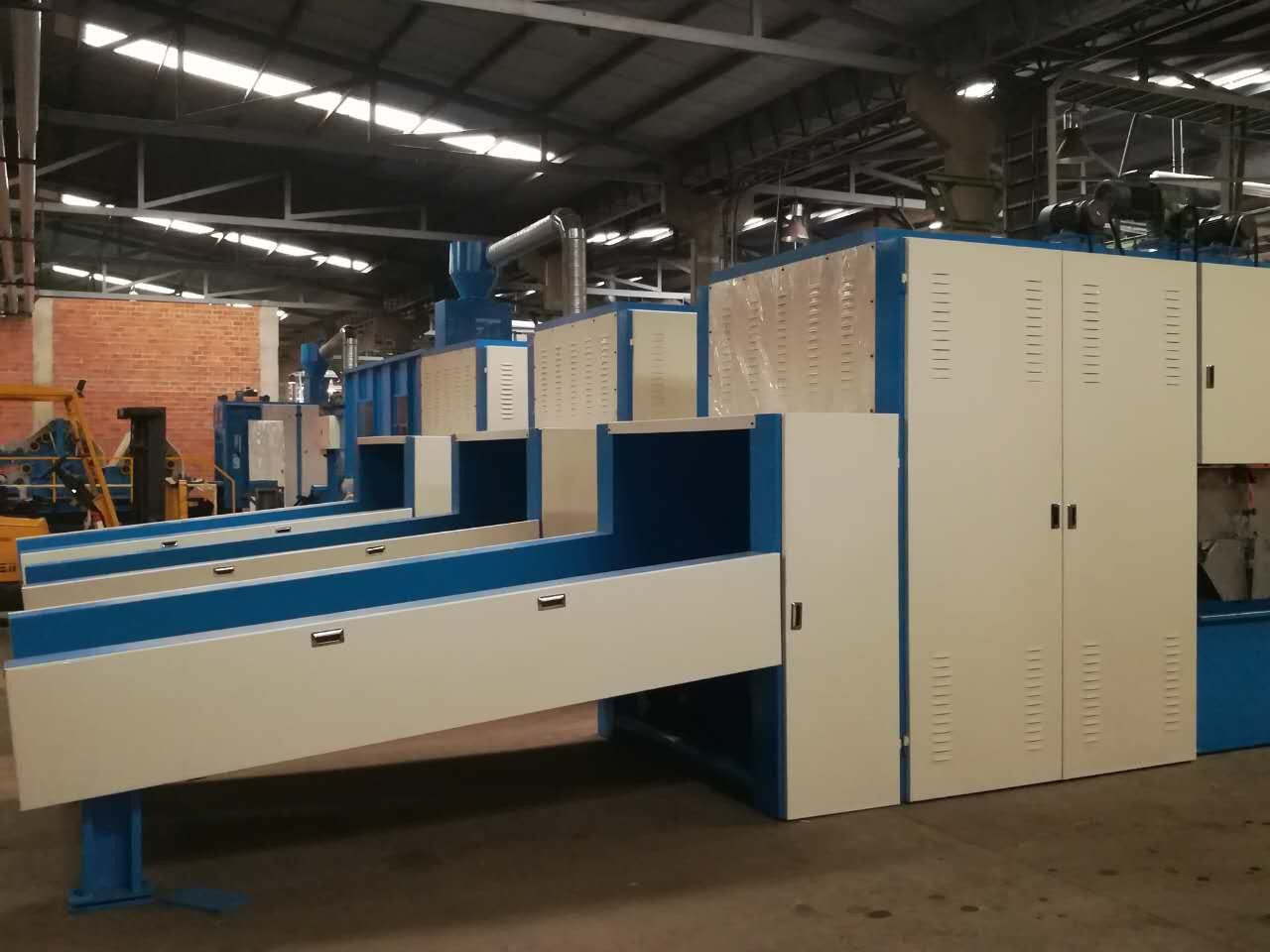 Automatic feeding synthetic Fiber cotton bale opener machine used in nonwoven production line