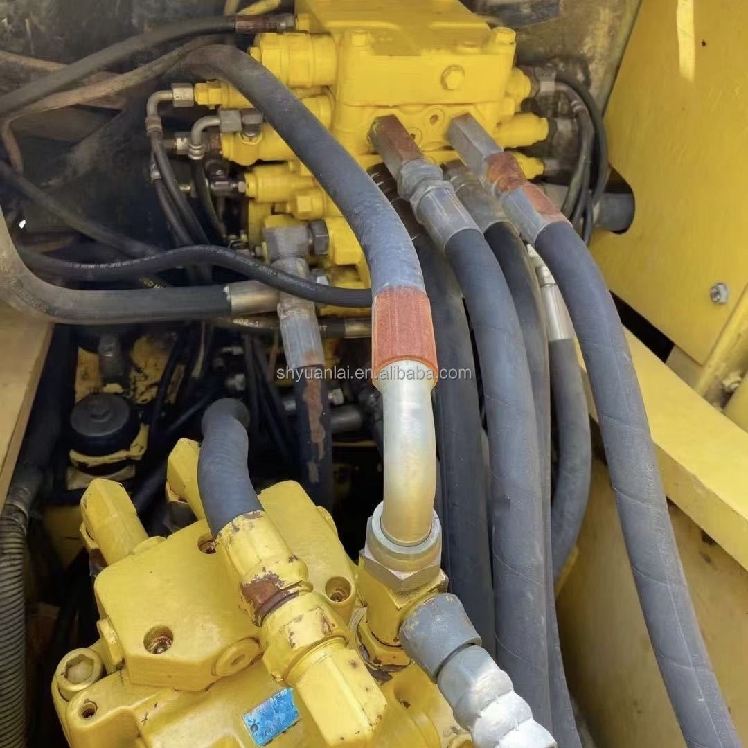 Komatsu PC220 Original Japan Spot Sale Used Excavator with Hydraulic Valve origin