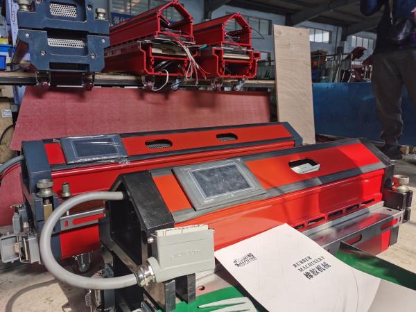 Buy cheap 1600mm Rubber Conveyor Belt Cutting Machine Aluminum Alloy from wholesalers