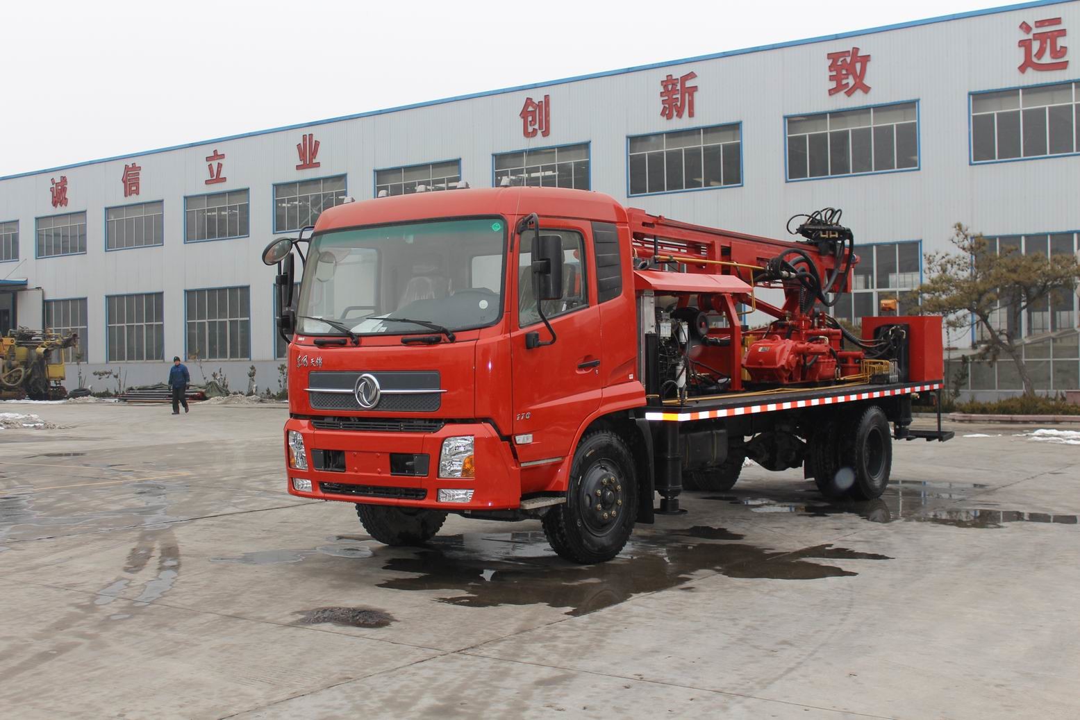 300m Depth Pile Drilling Machine / Deep Water Well Mud Pump Rock Drilling Rig