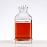 Large Capacity Square Wine Bottle Made of Glass with Customized Logo and