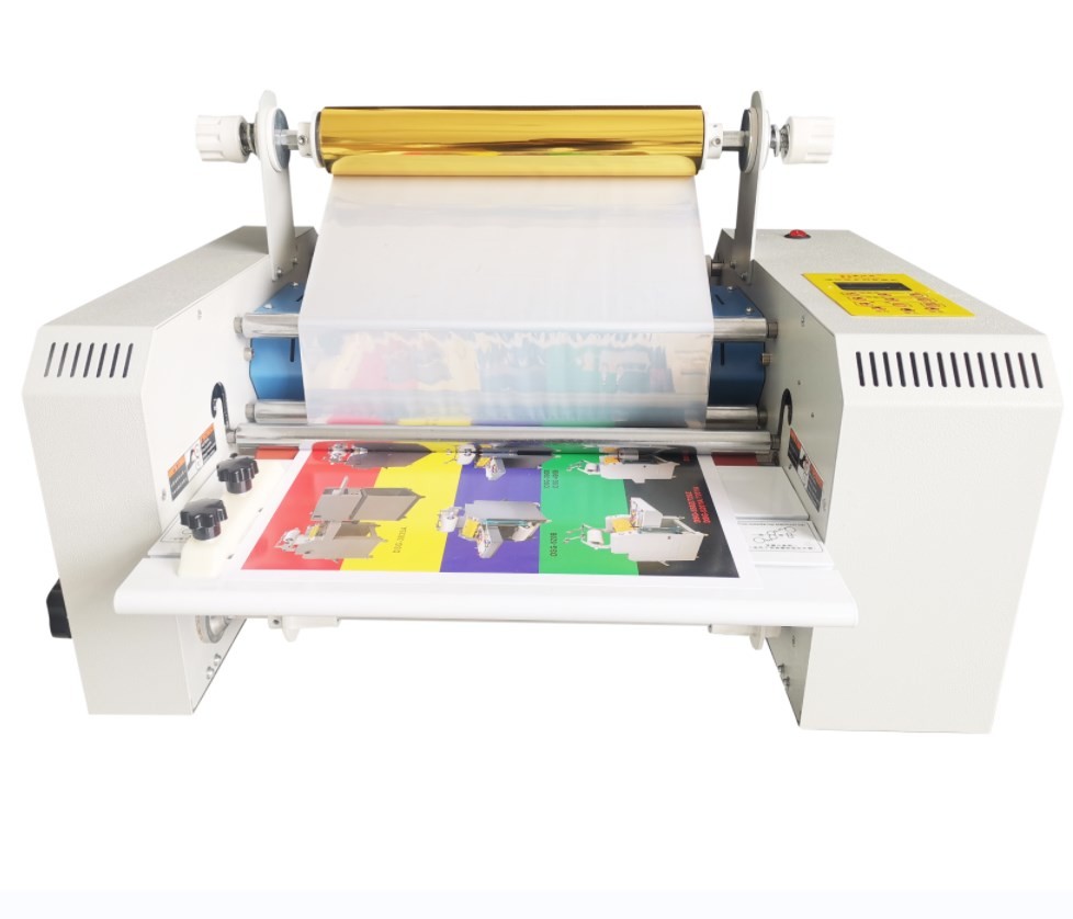 0-3M/Min Roll Laminating Machines Office School Printing Shop Digital Hot Foil Stamping Machine