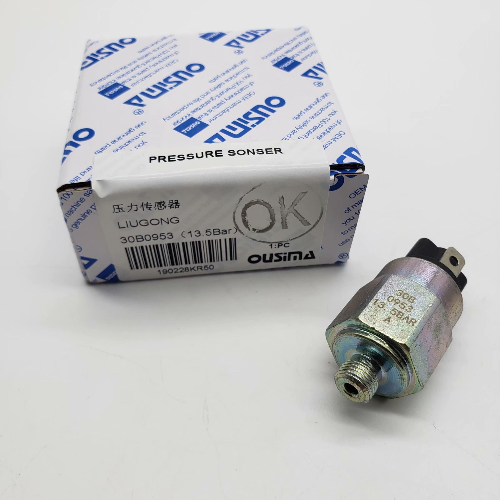 OUSIMA Pressure Sensor 30B0953 For LIUGONG Wheel Loader Pressure Switch 30b0952 30b0862 30B0953(13.5Bar)