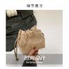 Buy cheap ​2024 NEW FASHION NICHE DESIGN SPRING/SUMMER CROSSBODY BAG SENIOR SENSE PLEATED BUCKET BAG from wholesalers