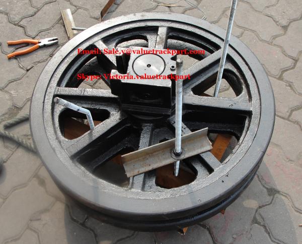 Buy cheap XCMG Crawler Crane QUY650 Front Idler Assy from wholesalers