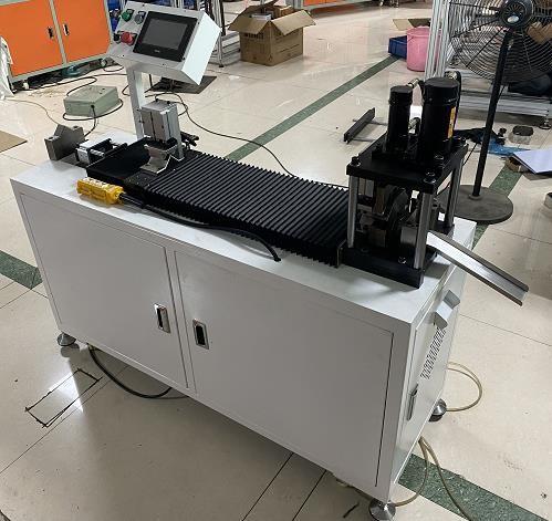 Buy cheap 220V Air Filter Making Machine , 7pa Card Cover Pneumatic Pressing Machine from wholesalers