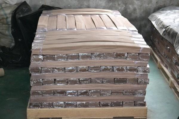 Buy cheap 0.6mm Walnut Flooring Veneer from wholesalers