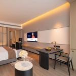 Customized Five Star Hotel Foshan Luxury Style King Size Bedroom Set US