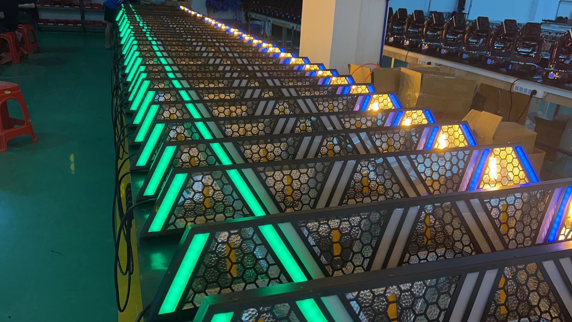 Stage Effects Light DMX 512 RGBW Color 5*60W Stage Lighting for Disco Nightclub DJ Bar